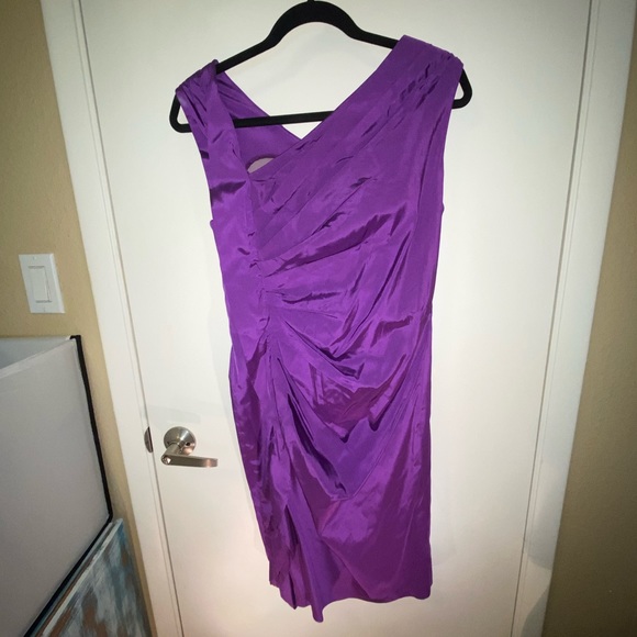 Silk Dress | Vera Wang - Picture 3 of 7